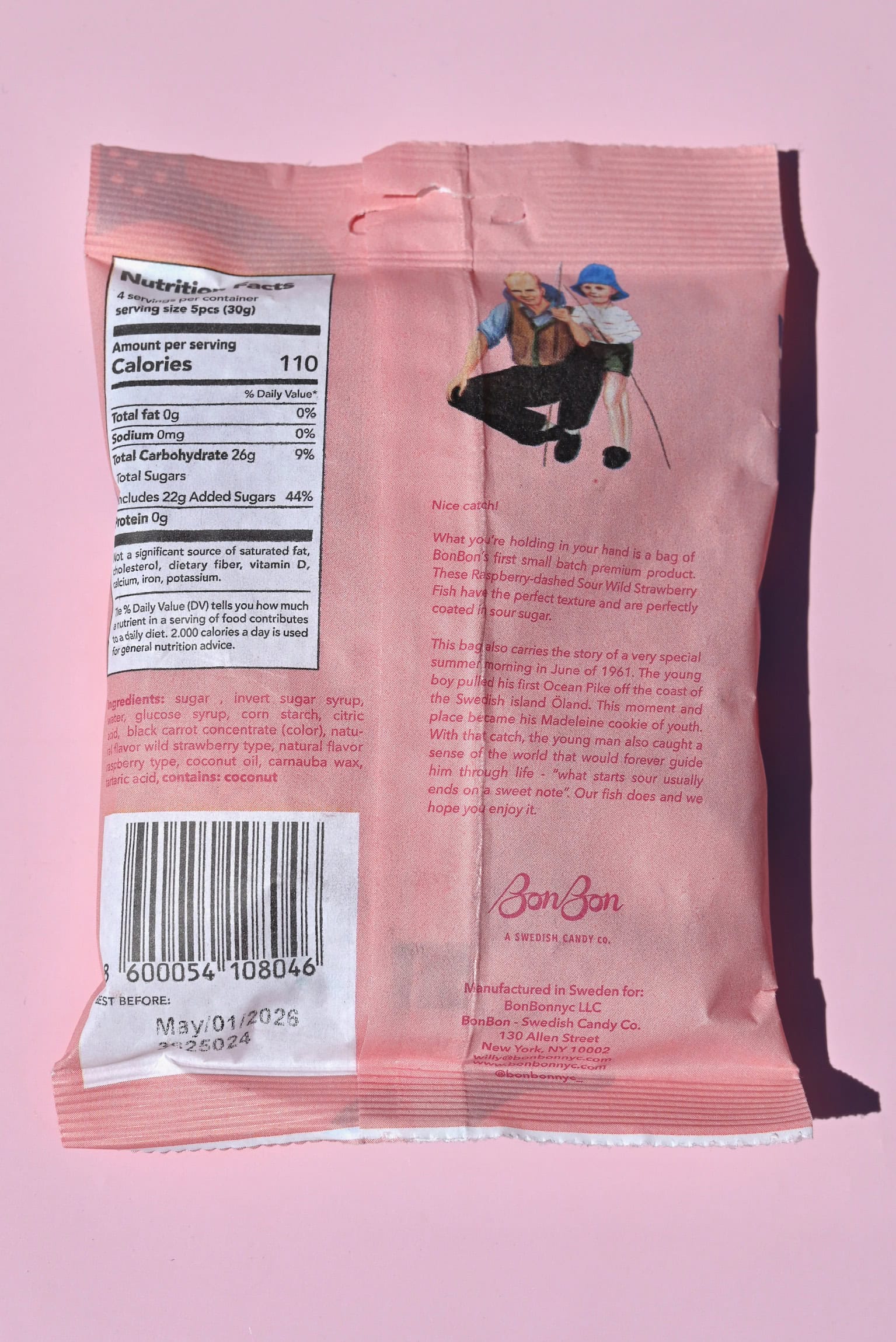 Sour Wild Strawberry Fish - Swedish Candy 5.2oz (150g)