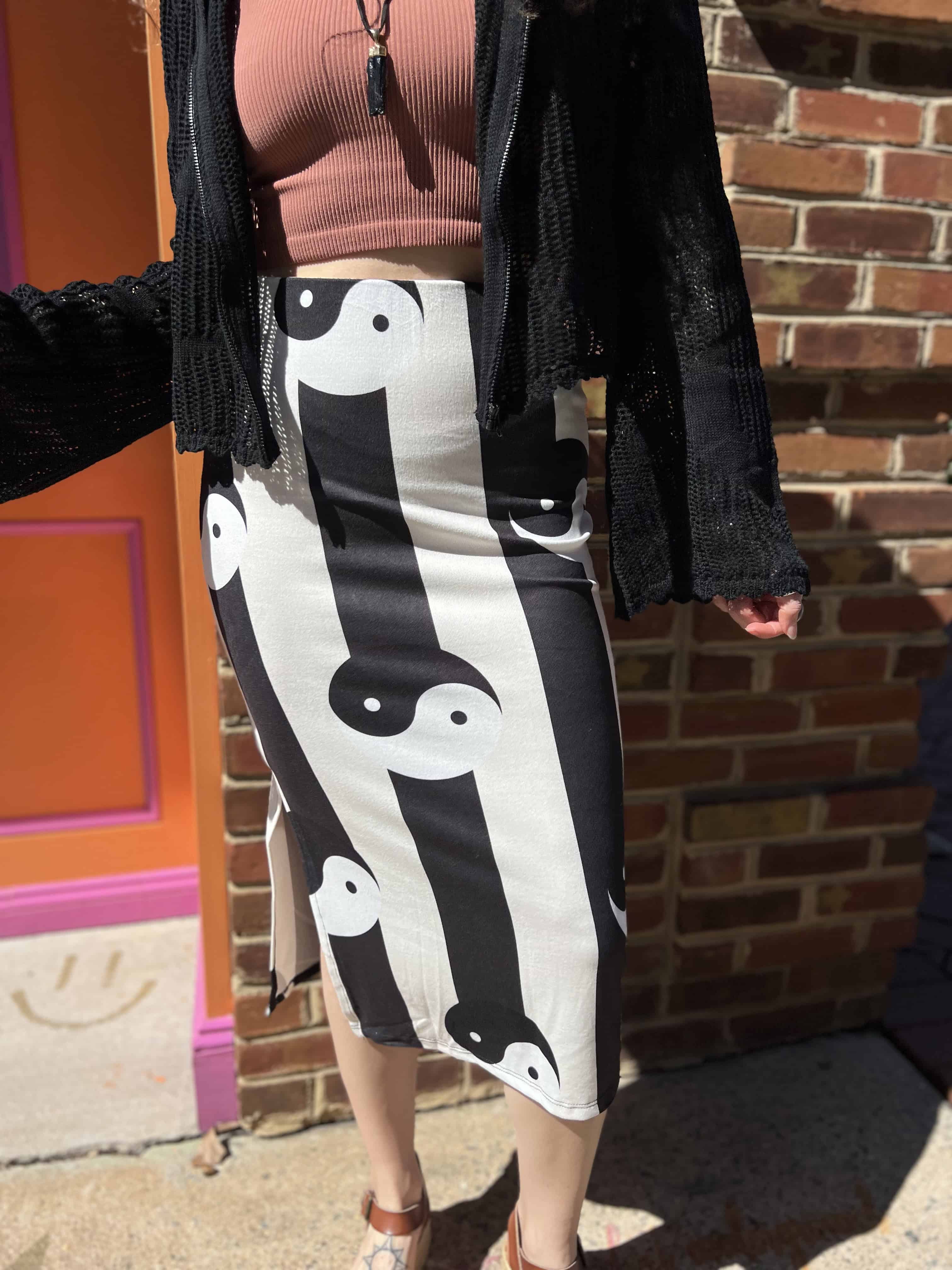 Yin Yang Print High Waist Midi Skirt