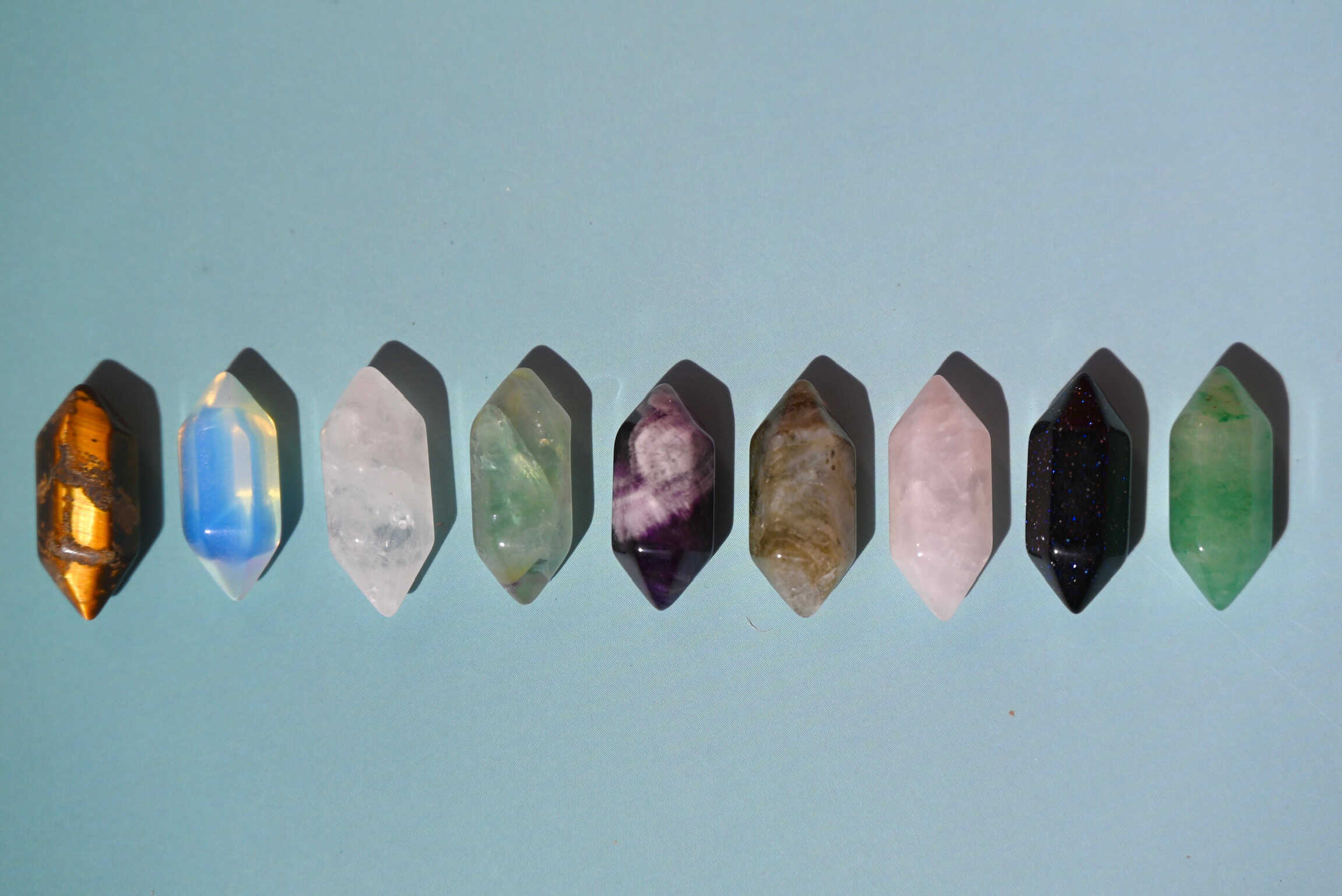 Small Double Terminated Crystal Points