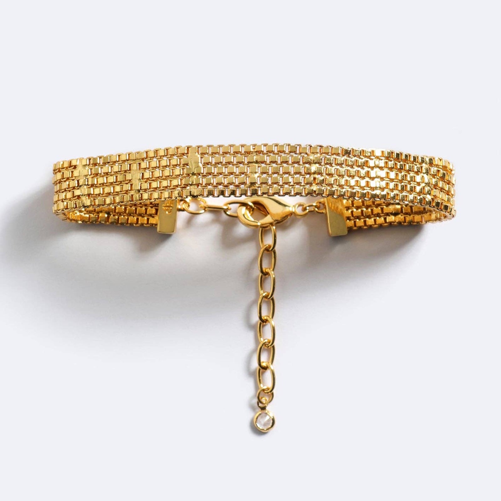 Dinner at 10 – Vintage-Inspired Gold Chain Bracelet on white background