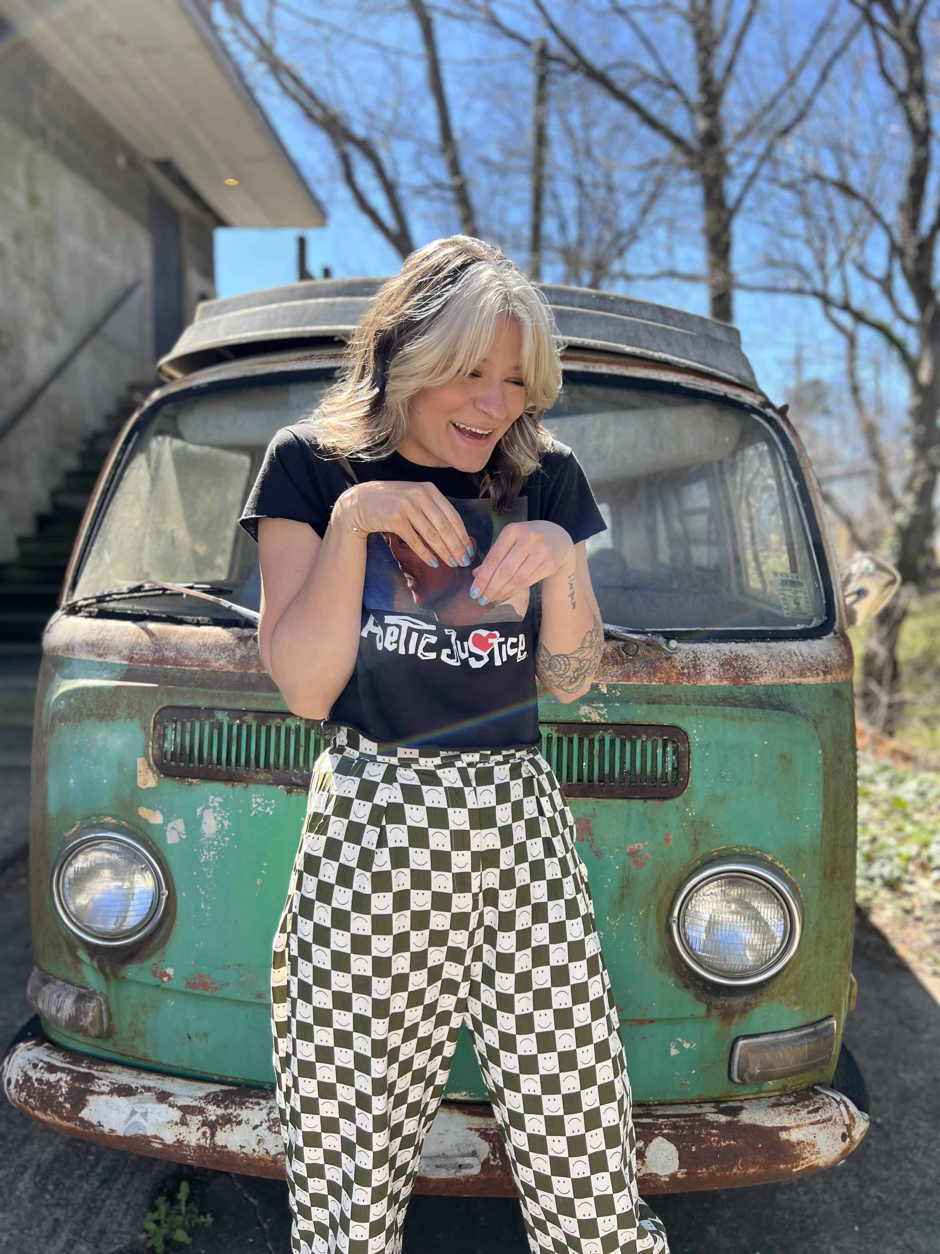 Smile Pattern Checkered Barrel Pants