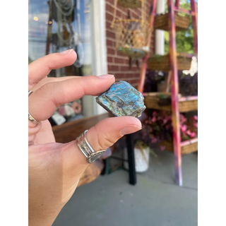 A - Grade Labradorite Crystals - Rough Stones