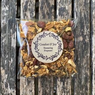 Comfort & Joy Simmering All Natural Potpourri Home