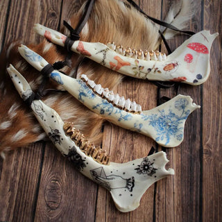 Kitty Bomb Curios - Hanging Deer Jawbones