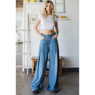 Wide Leg Pants - Pleated Denim - Small