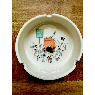 Porcelain Ashtray - Please Keep On The Grass